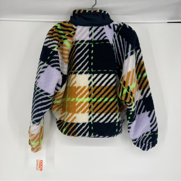 Free People Hit The Slopes Plaid Navy Double Lined Cropped Sherpa Coat XS NWT - Picture 7 of 9